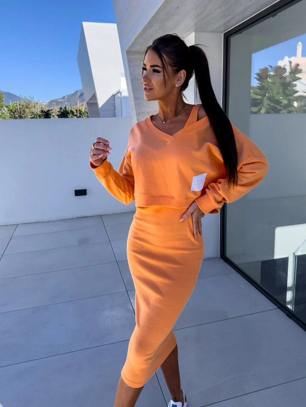 ONDINE – ELEGANT KNIT OVERLAY DRESS DUO