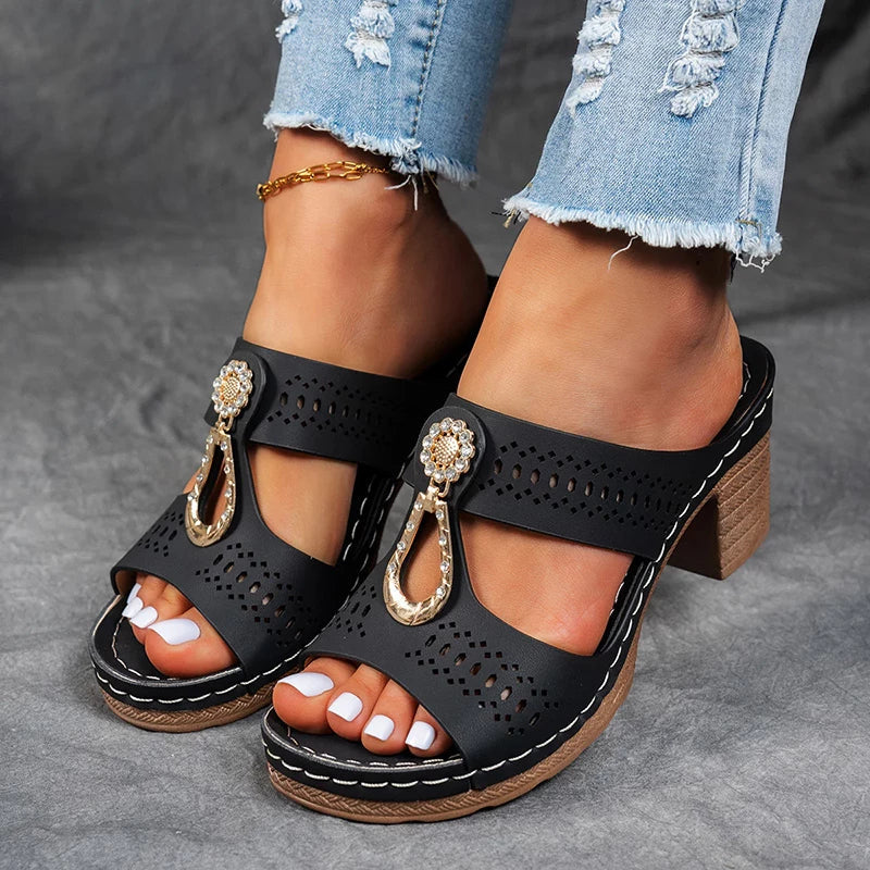 Abby - Orthopaedic Sandals