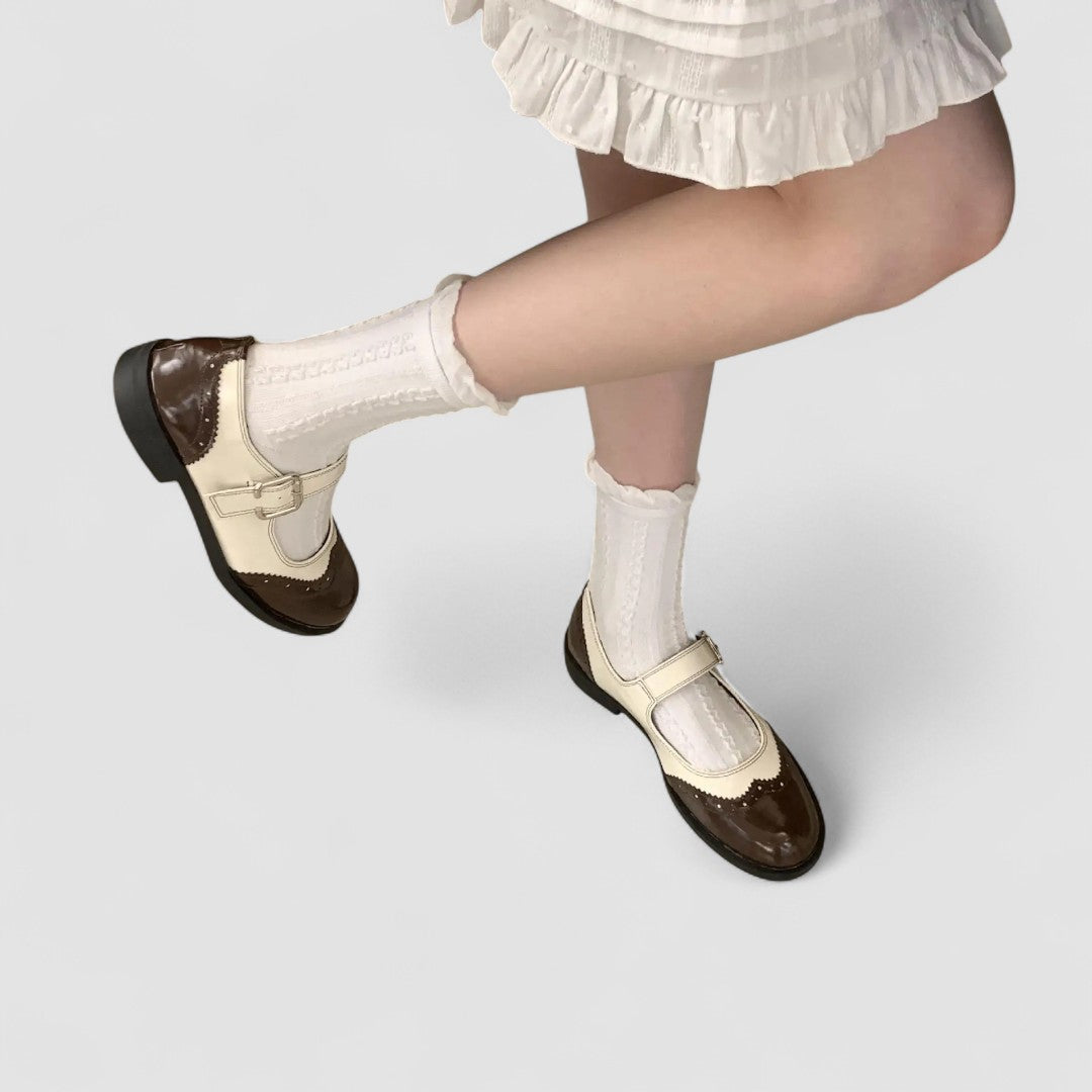 CAITLYN – CLASSIC MARY JANE FLATS