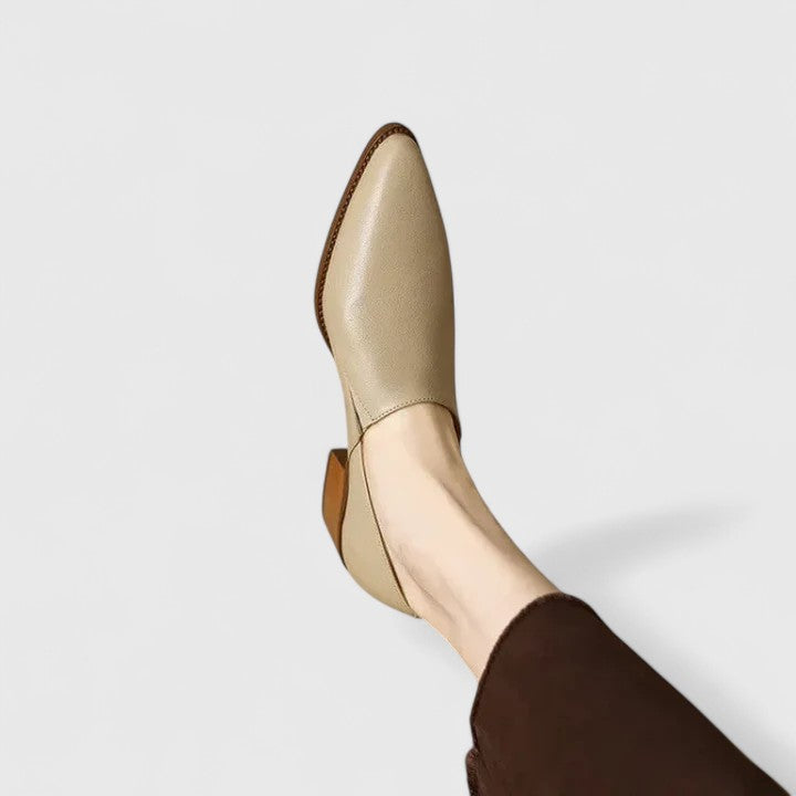 CLAIRE – MODERN CLASSIC LOW HEEL SHOES