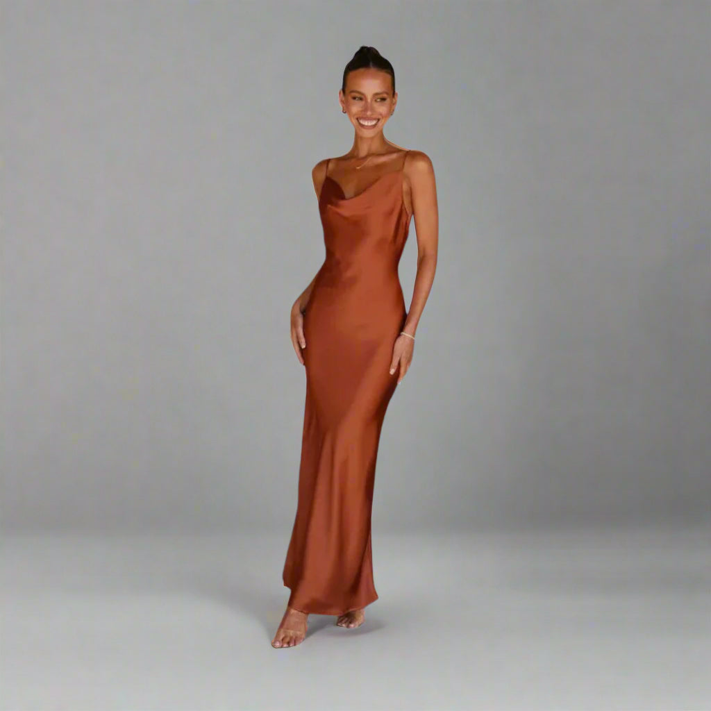 Claudia | Sophisticated Satin Dress for Unforgettable Occasions