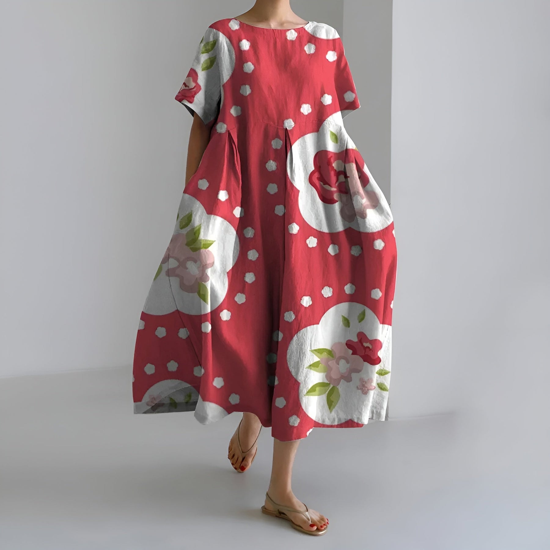 Meeri | Artistic maxi dress with vintage floral pattern and effortless elegance