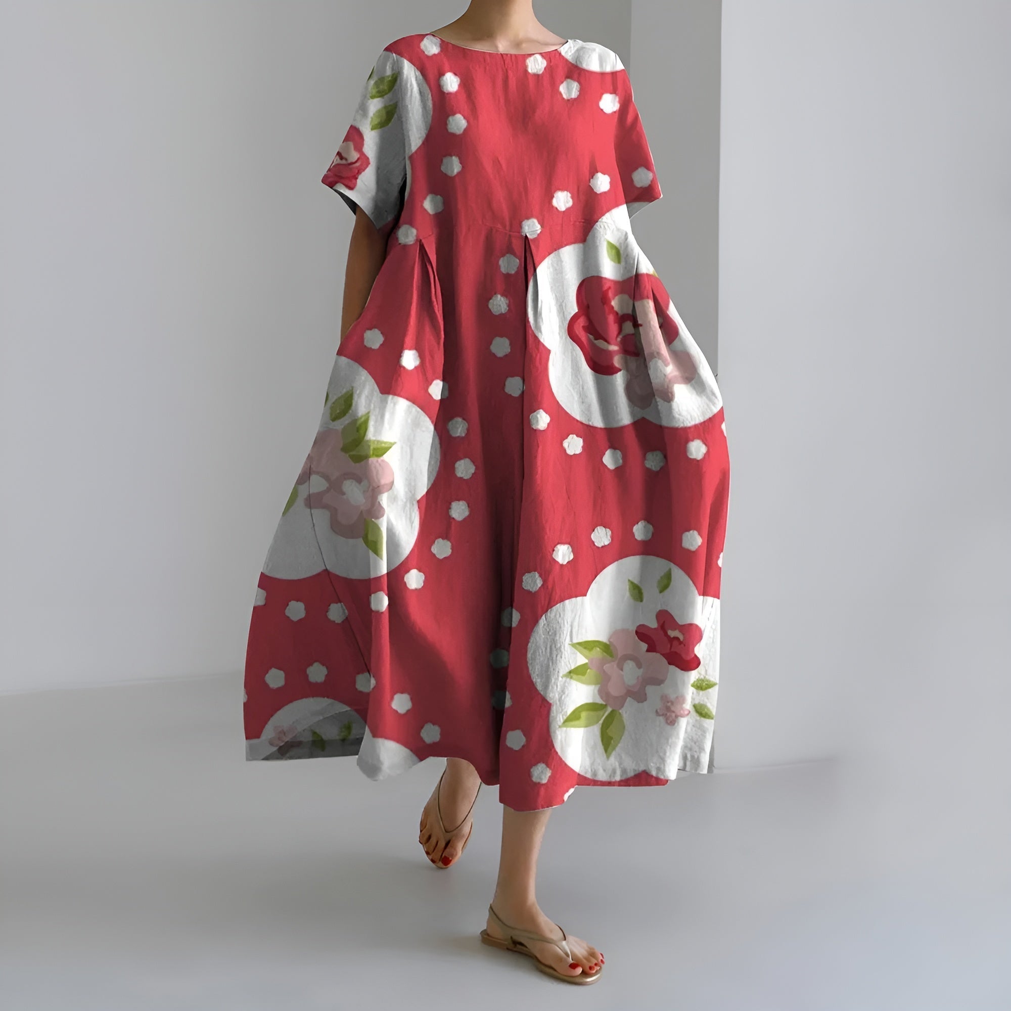 Meeri | Artistic maxi dress with vintage floral pattern and effortless elegance