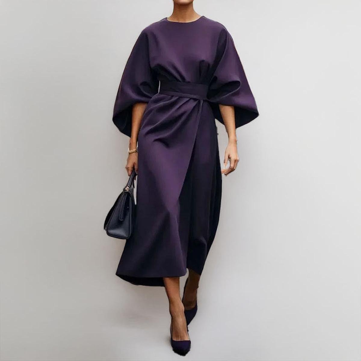 Elegant Long Dress with Batwing Sleeves