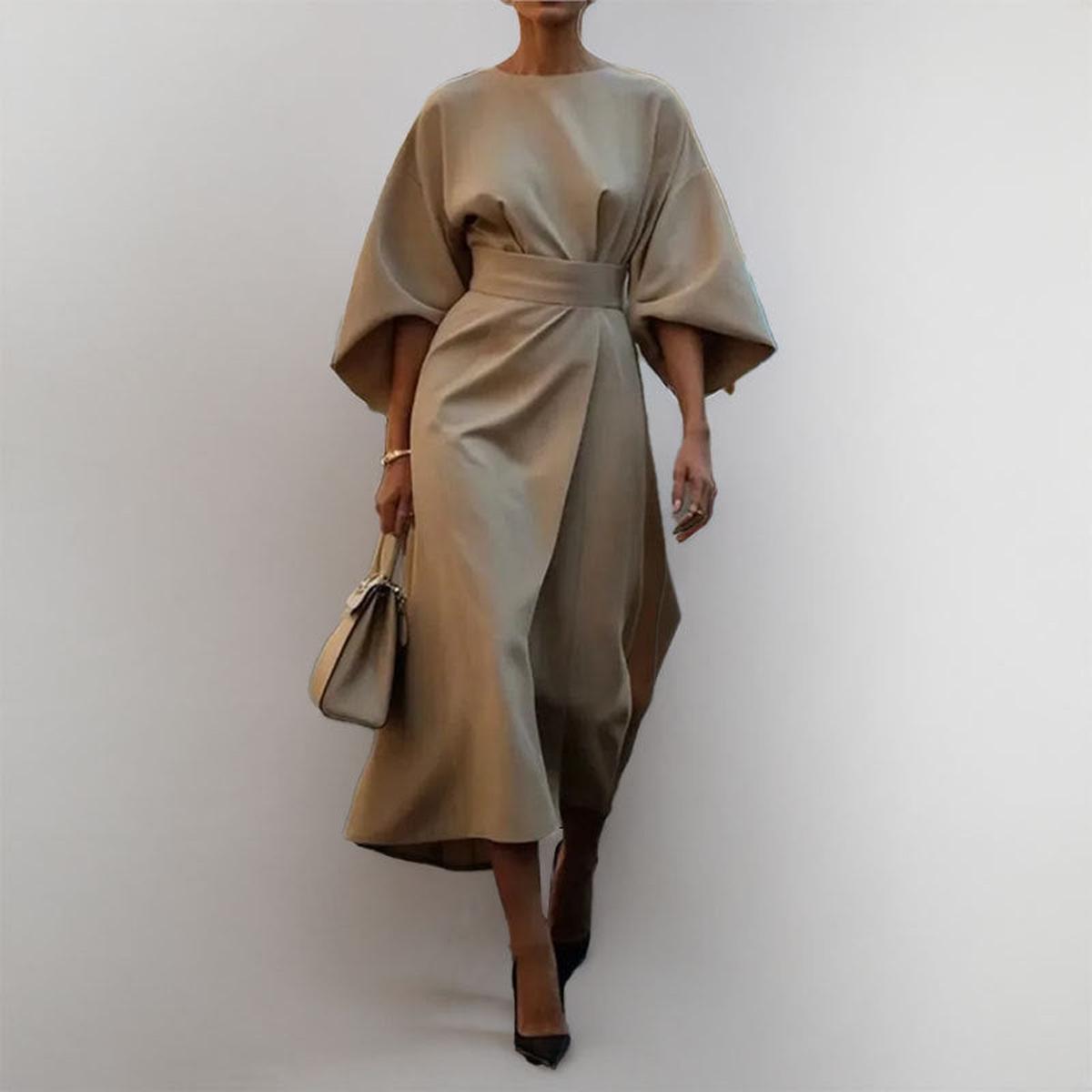 Elegant Long Dress with Batwing Sleeves