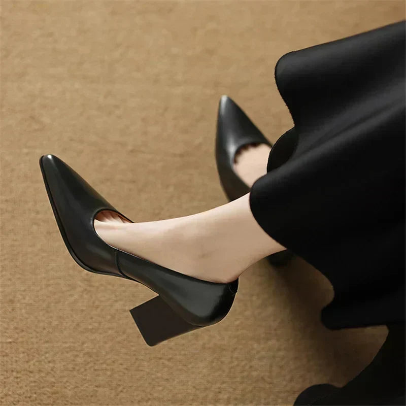 Verona - Elegant Pumps