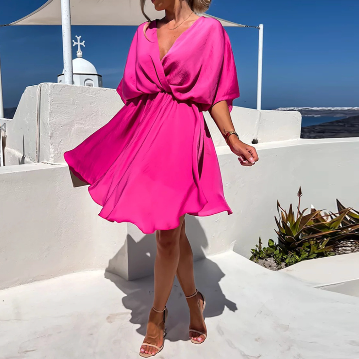 Kiana - Chic Flowy Mini Dress