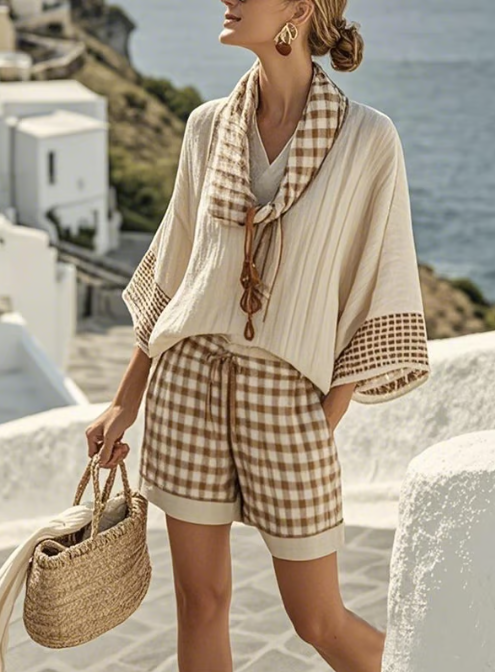 Short linen set with checkered pattern