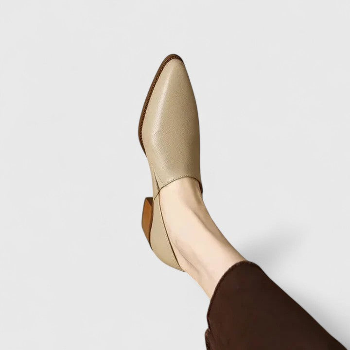 CLAIRE – MODERN CLASSIC LOW HEEL SHOES