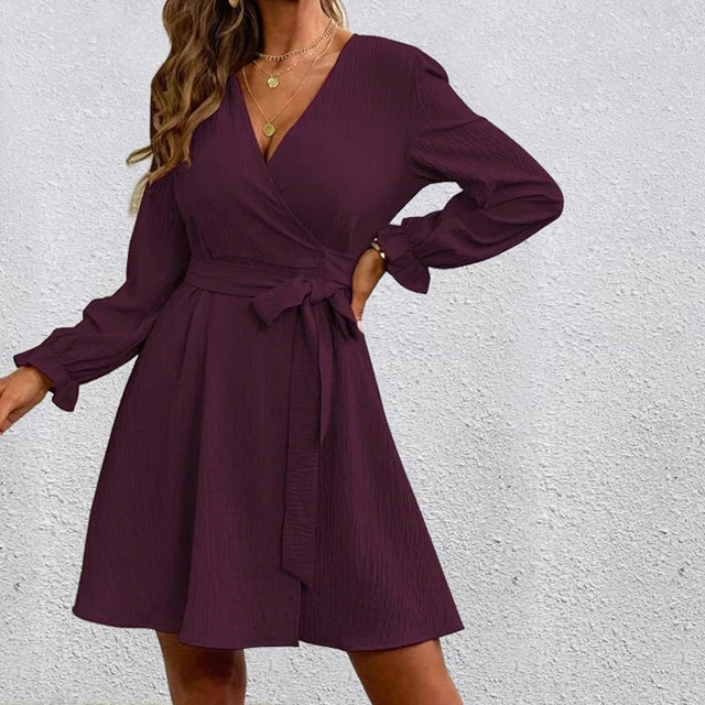 Semmy - Elegant and Timeless Wrap Dress with V-Neck