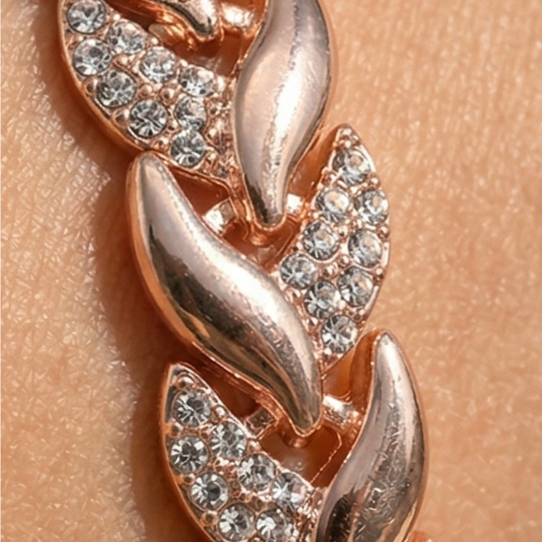 Lumara – Sparkling Leaf Link Necklace and Bracelet Set