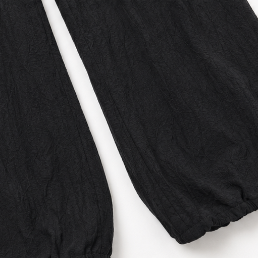 Draplyn – The Halter Jumpsuit That Skims, Not Swallows
