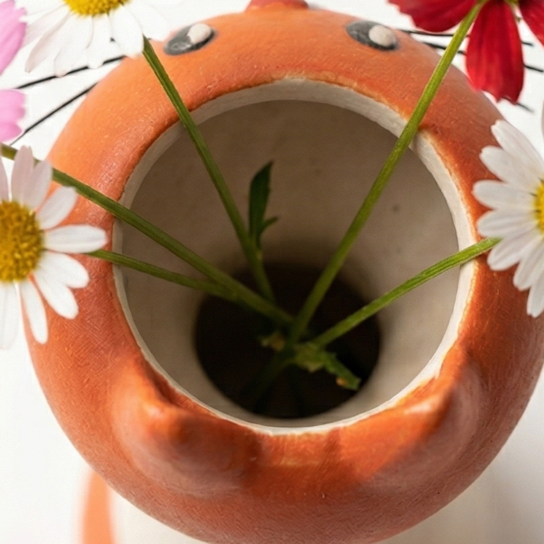Felina – Handmade Ceramic Cat Flower Vase