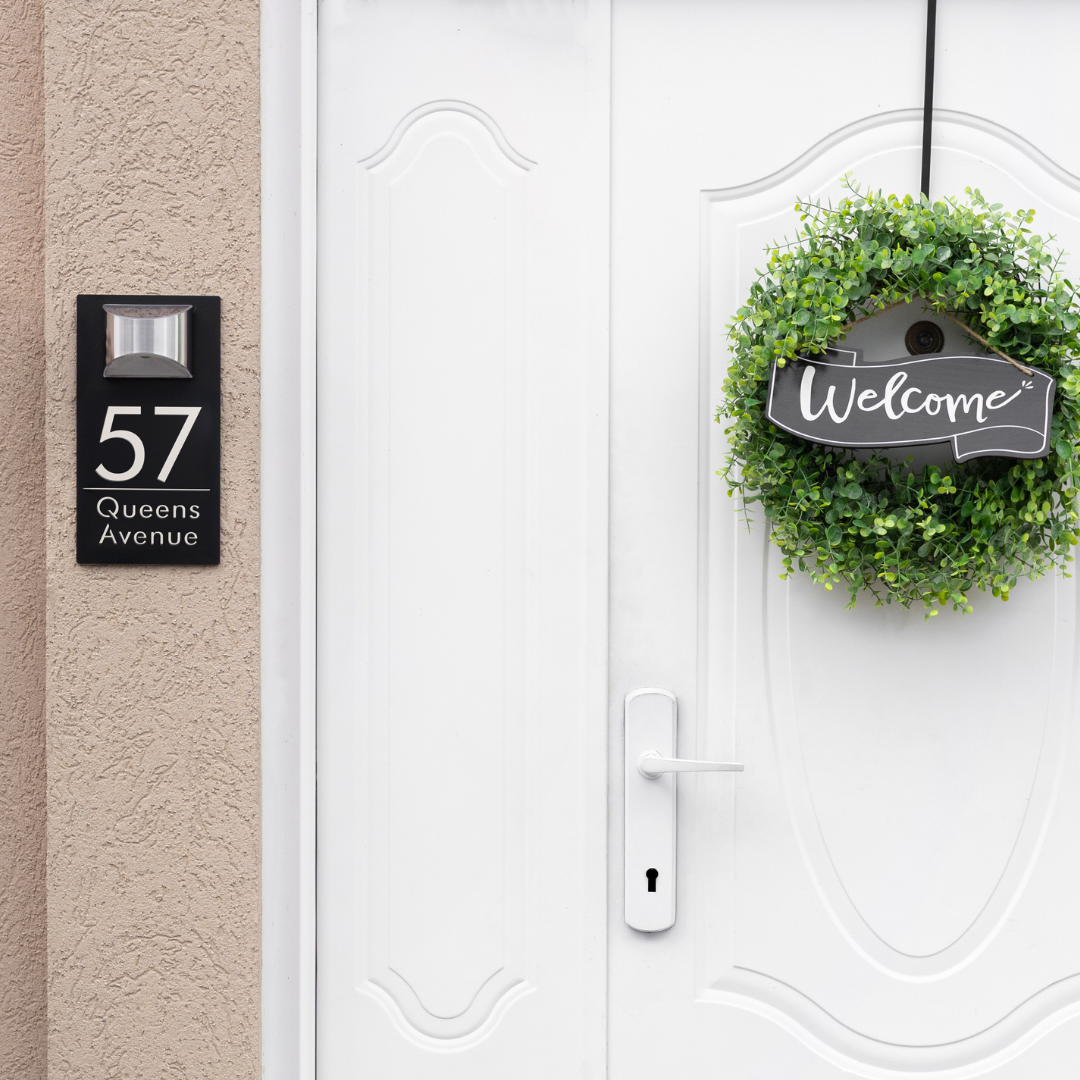 Havenlit - Personalized Solar LED Door Plaque