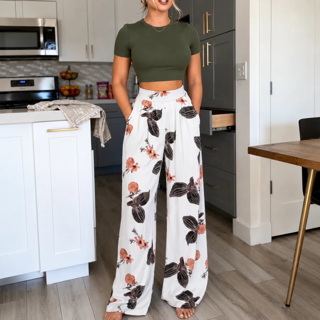 Florenza – Fitted Crop Top & Wide Leg Pants Two Piece Set for Women