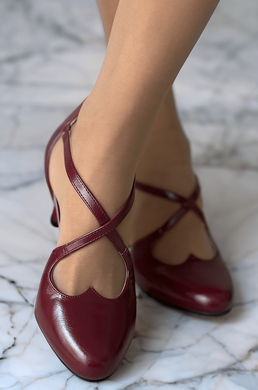 Vixen Petite Shoe (Burgundy)