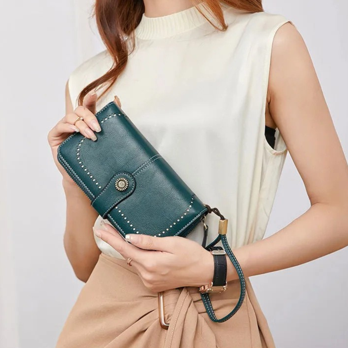 Aureden - Compact RFID Wallet with 24-Card Storage