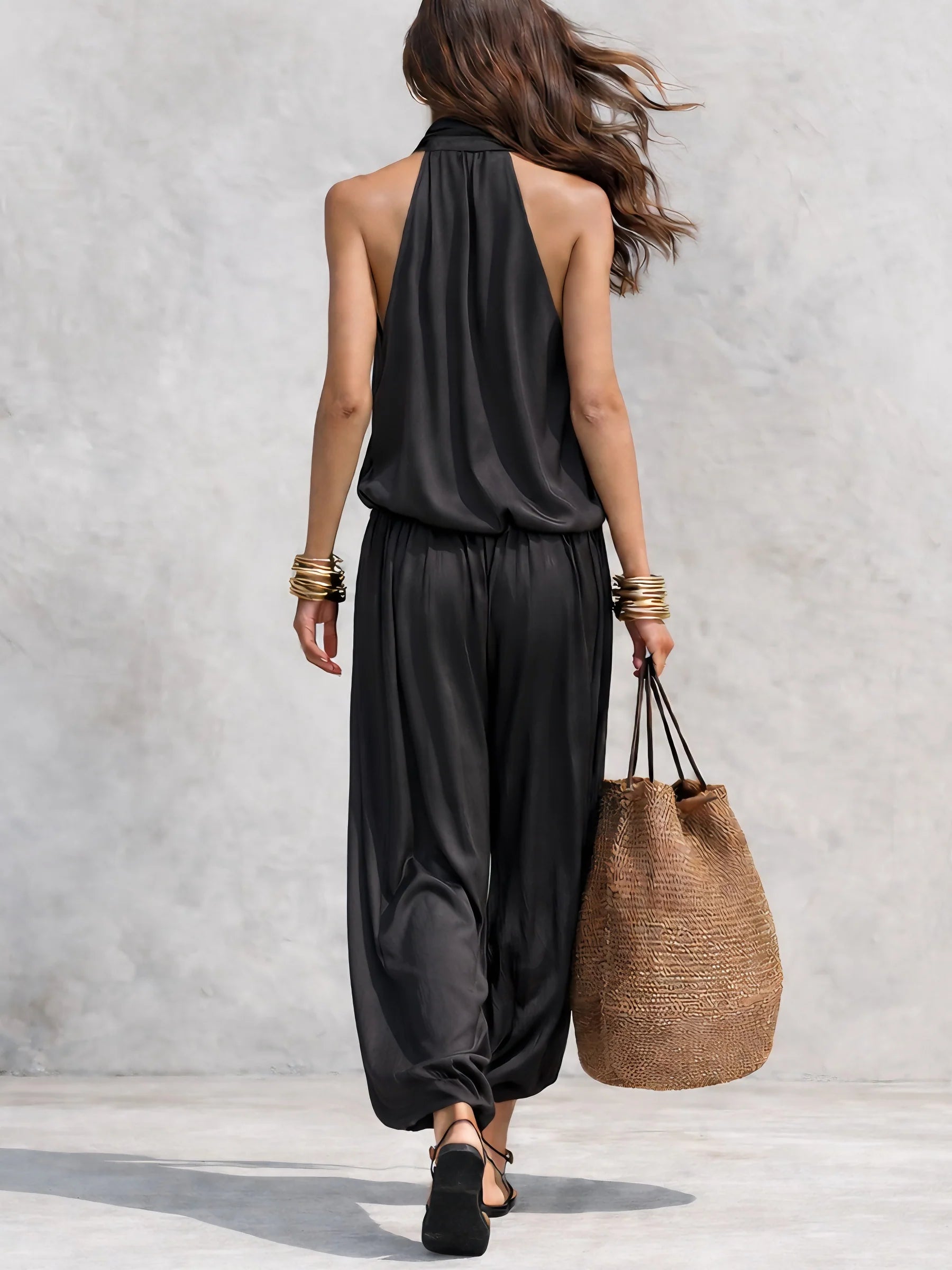 Demetria™ Dual-Piece Set