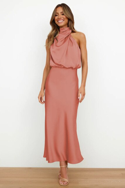 Fluid and Clean Evening Dress - Timeless Elegance for Special Occasions