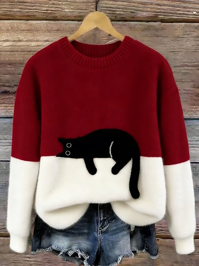 Luna™ | Women's Sweatshirt with Cat Graphic