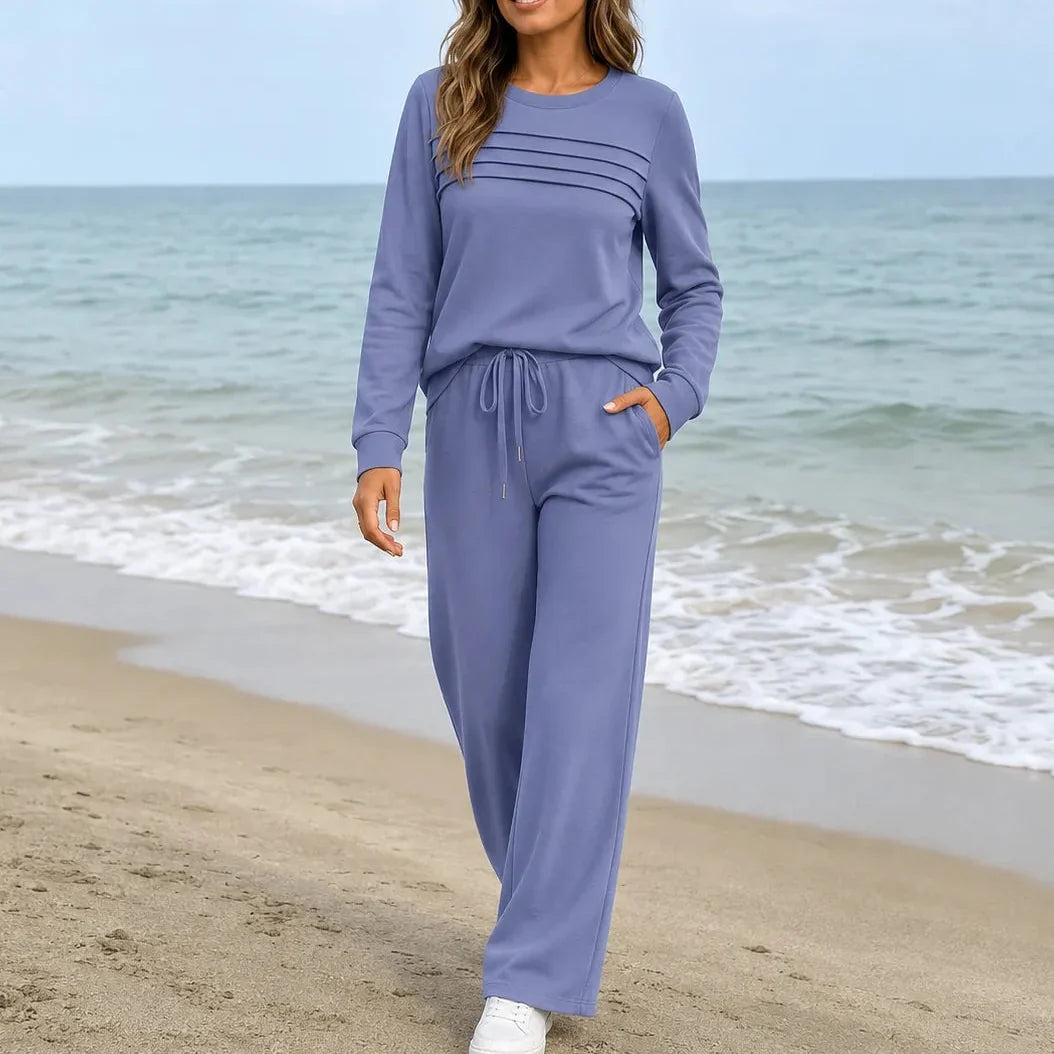 Lounara – Soft-Stretch Lounge Set with Wide-Leg Pants and Pockets