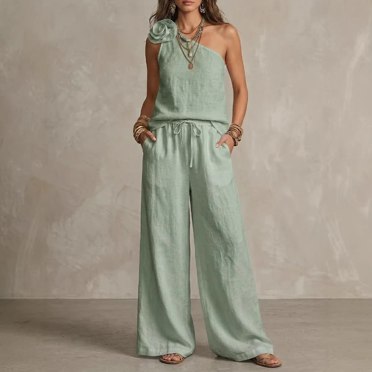 Elegant Two-Tone Set - Sleeveless Shirt and Pants
