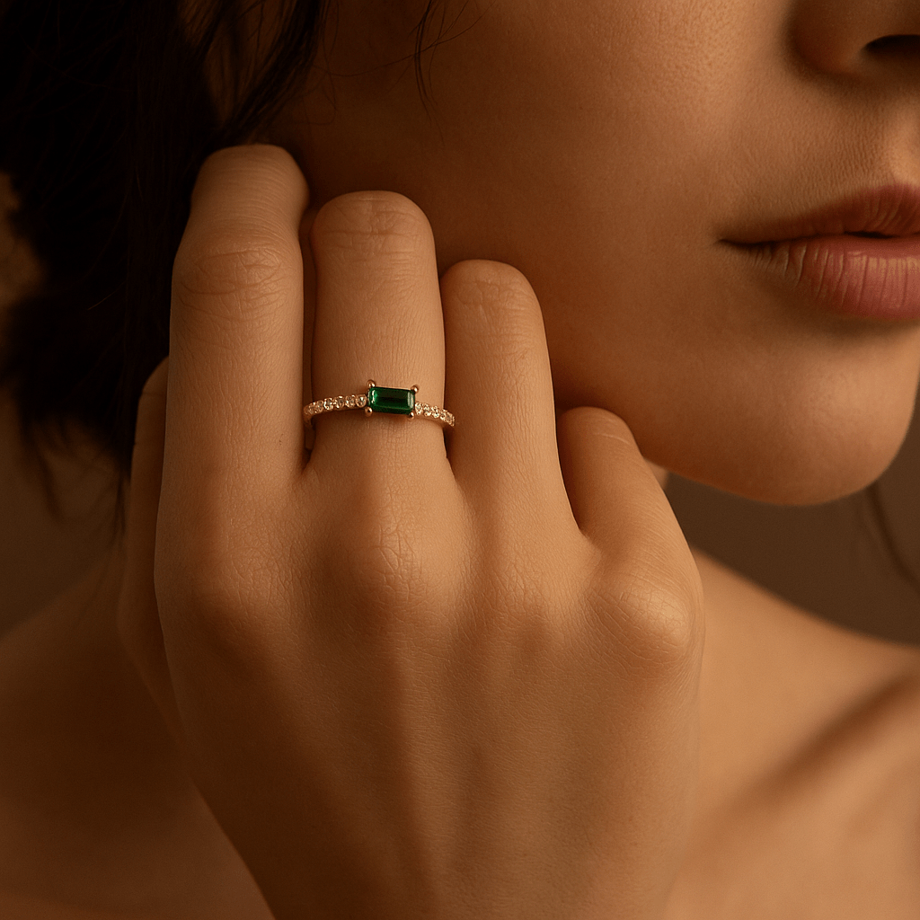 Paradiso Ring – 925 Silver and Precious Stone