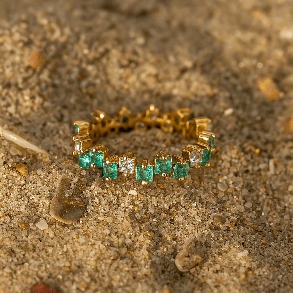 Luce Ring – 18k Gold Plated and Fine Stones