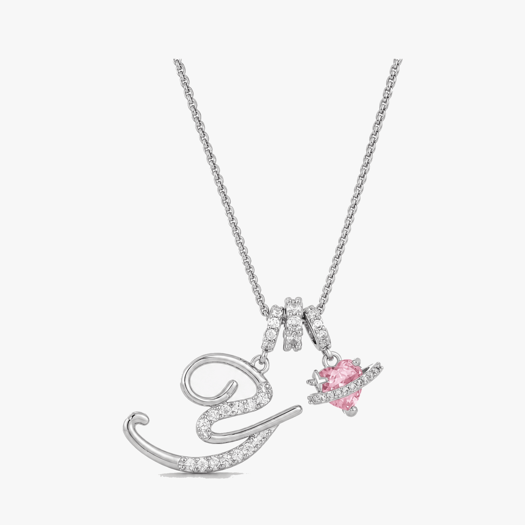 Levara – Personalized Initial Heart Necklace