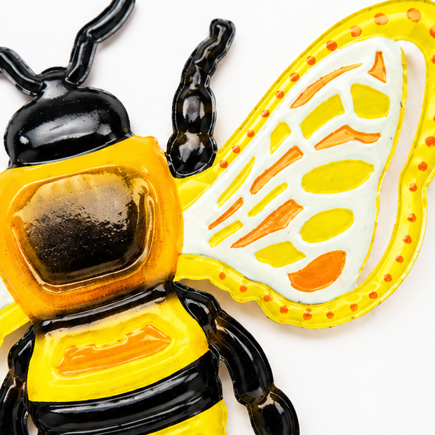 Bloomly – 3D Metal Bee Butterfly and Ladybug Garden Wall Decor Set, Hand-Painted Weatherproof, 3 Pieces