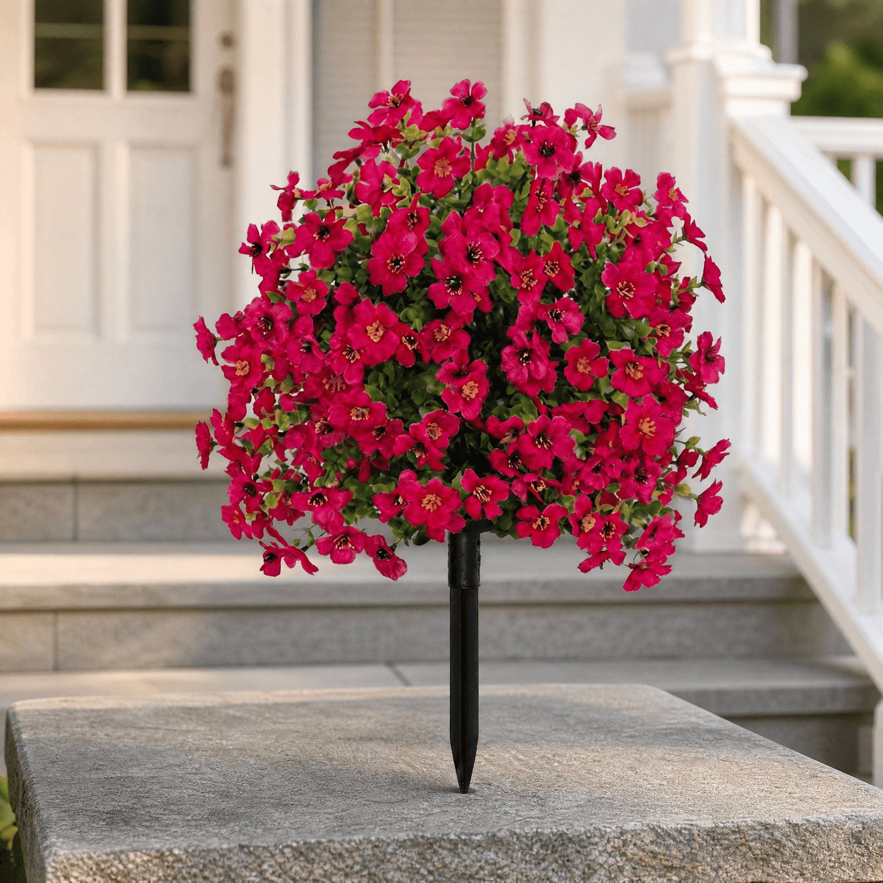 Bloomora – Weatherproof Outdoor Flower Topiary