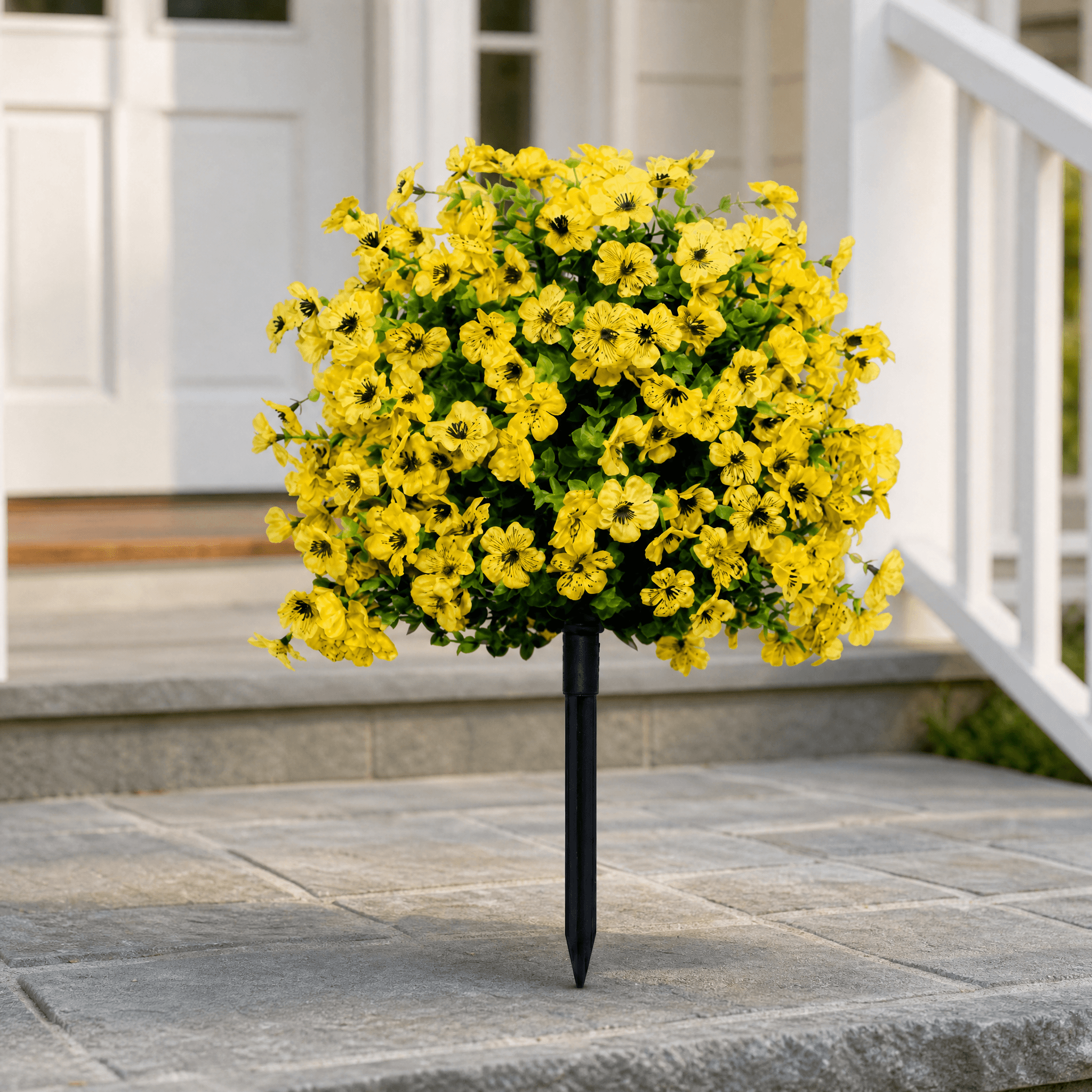 Bloomora – Weatherproof Outdoor Flower Topiary