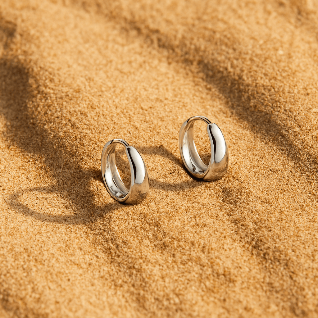 Twilight Earrings – Mini hoops in 925 silver and 14K gold