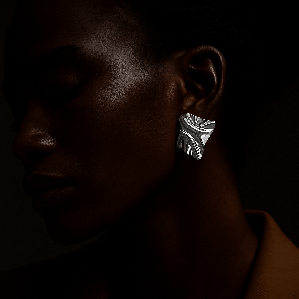 Marta Earrings – Wrinkled Leaves in Gold-Plated Steel and 925 Silver