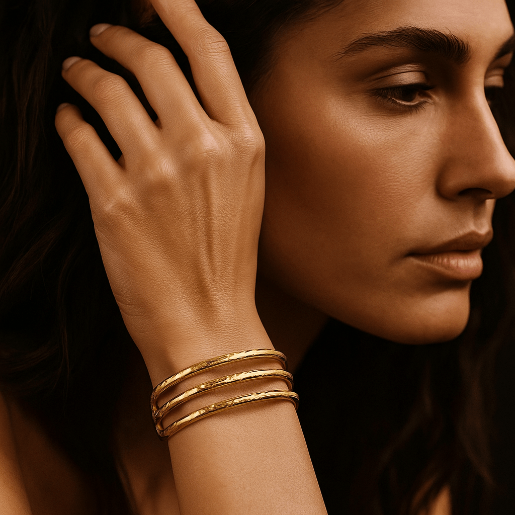 Libertà Bracelet – Gold Hammered Cutout Steel Bracelet