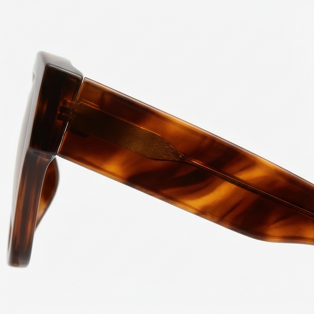 Brighta – Cat-Eye Sunglasses That Fit Over Glasses