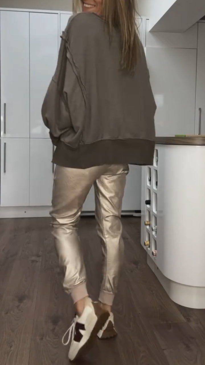 Casual Set with Round Neck for Women + Leather Pants