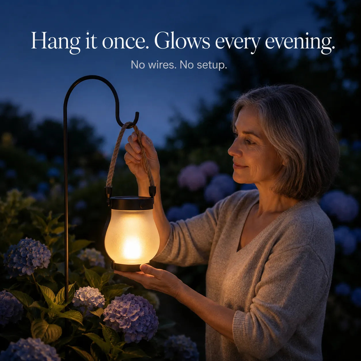 Lumvera – Nordic Solar Lantern with Flame Effect and Rope Handle