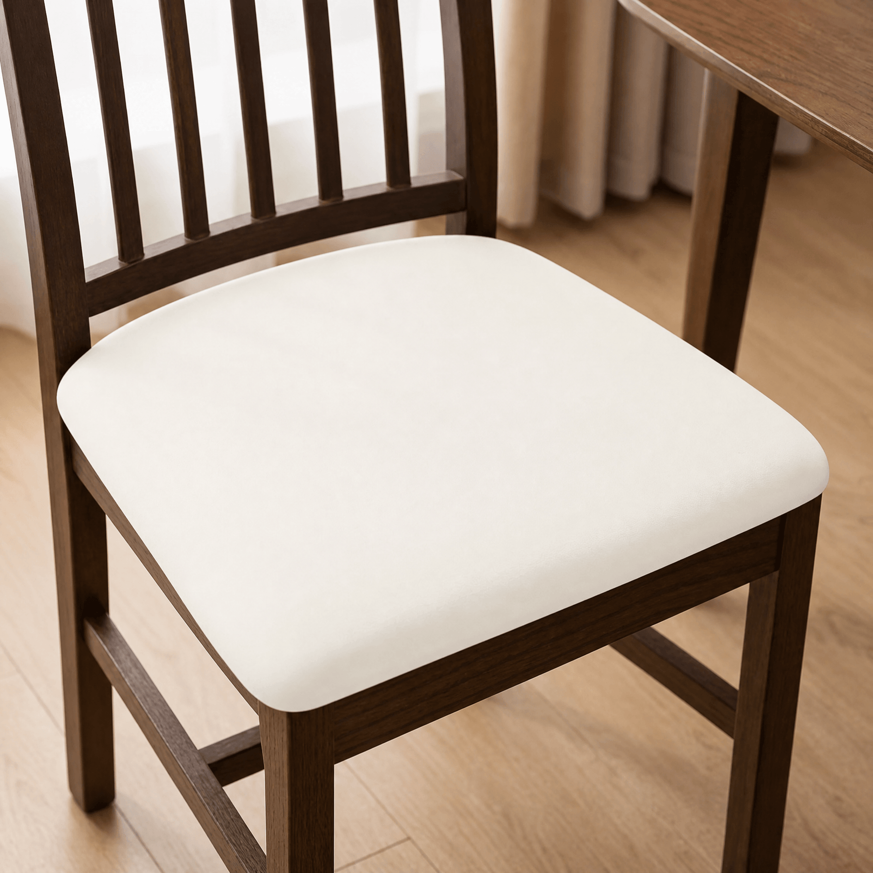 Chairwell – Stretchy Waterproof Chair Seat Covers (Set of 4)