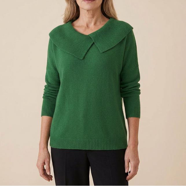 Collara – Asymmetric Collar Knit Sweater