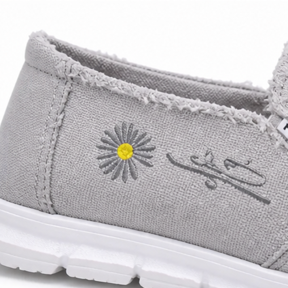 Breeza – Women's Distressed Canvas Slip-On Loafers with Frayed Edges