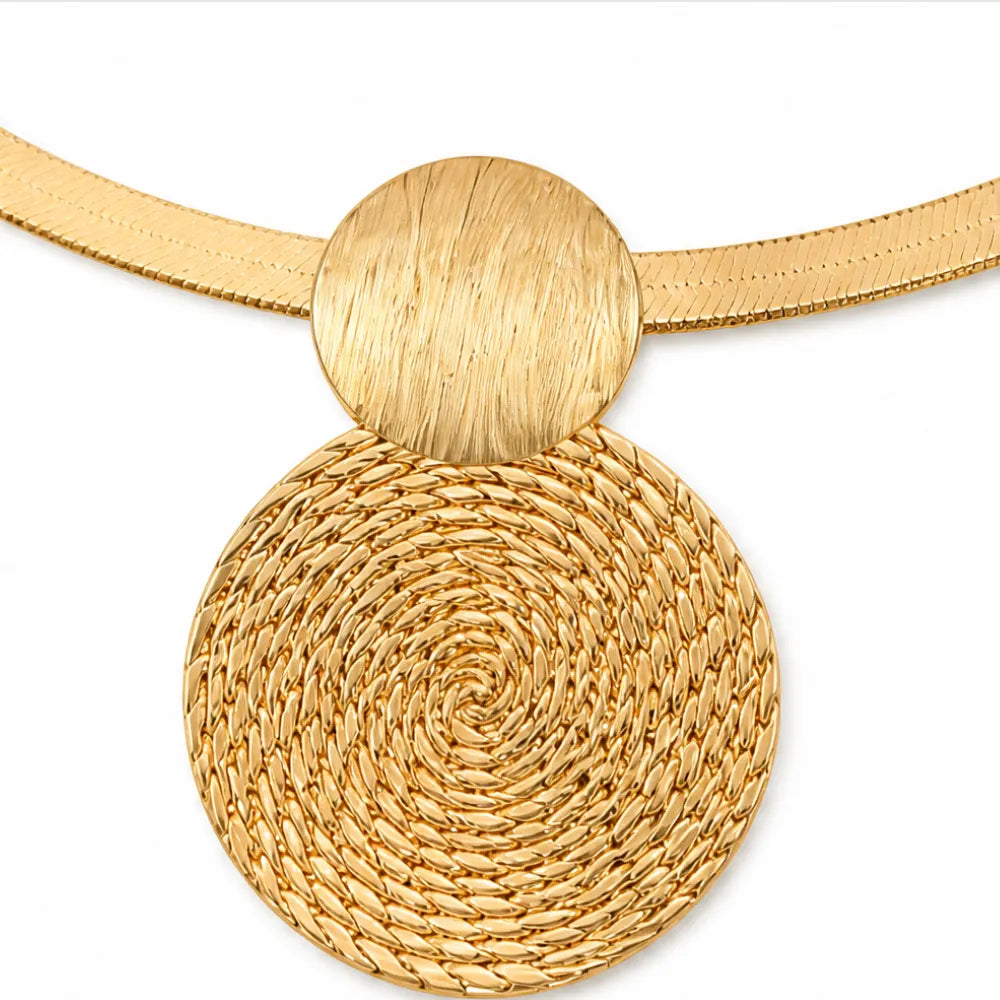 Aurenza – Gold necklace and earring set, textured medallion, flat snake chain