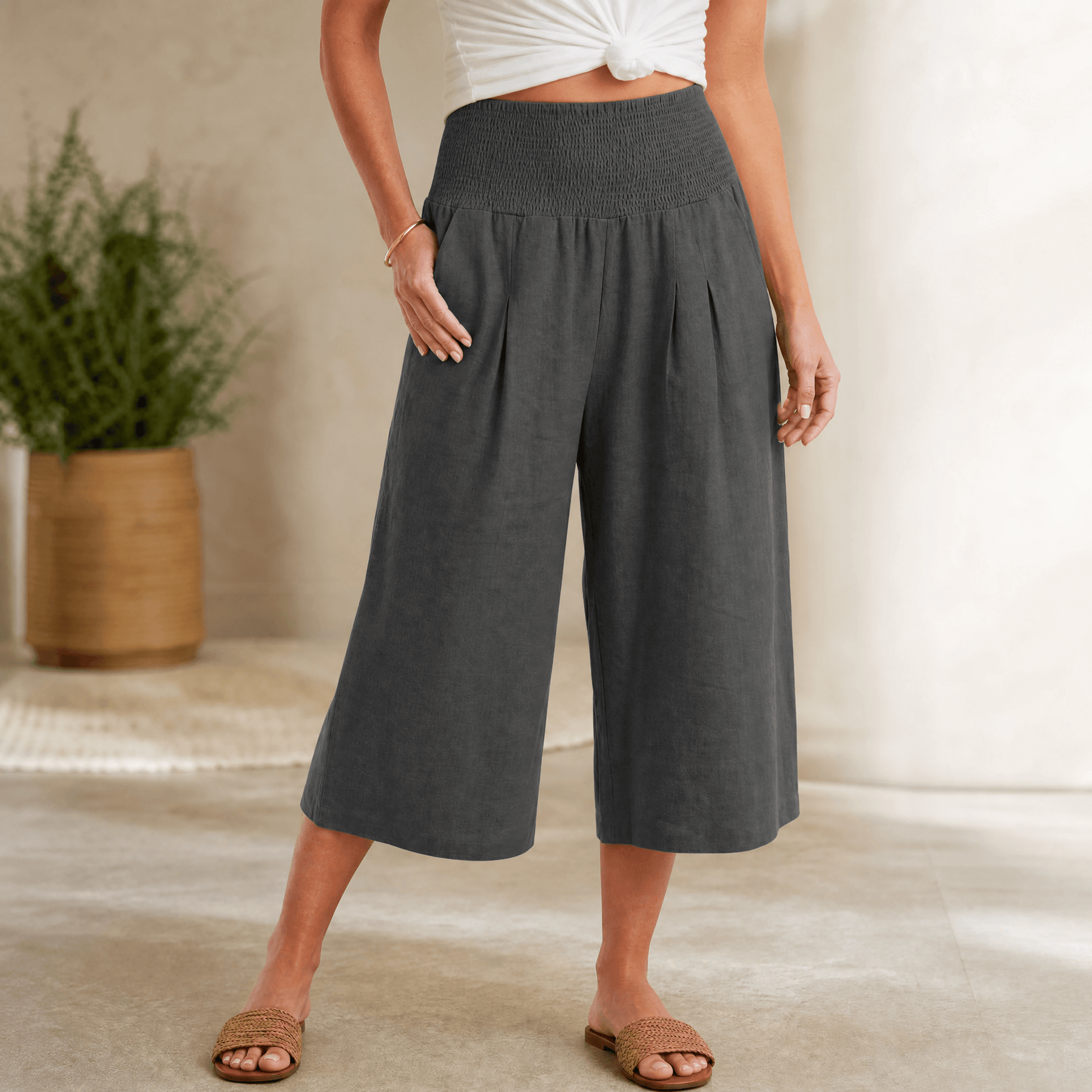 Coastella – Women's Smocked-Waist Wide-Leg Culottes