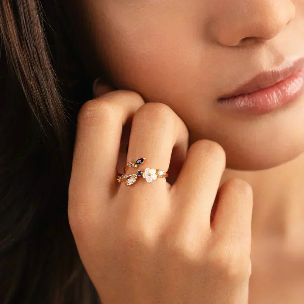 Kaia | Blossom Ring