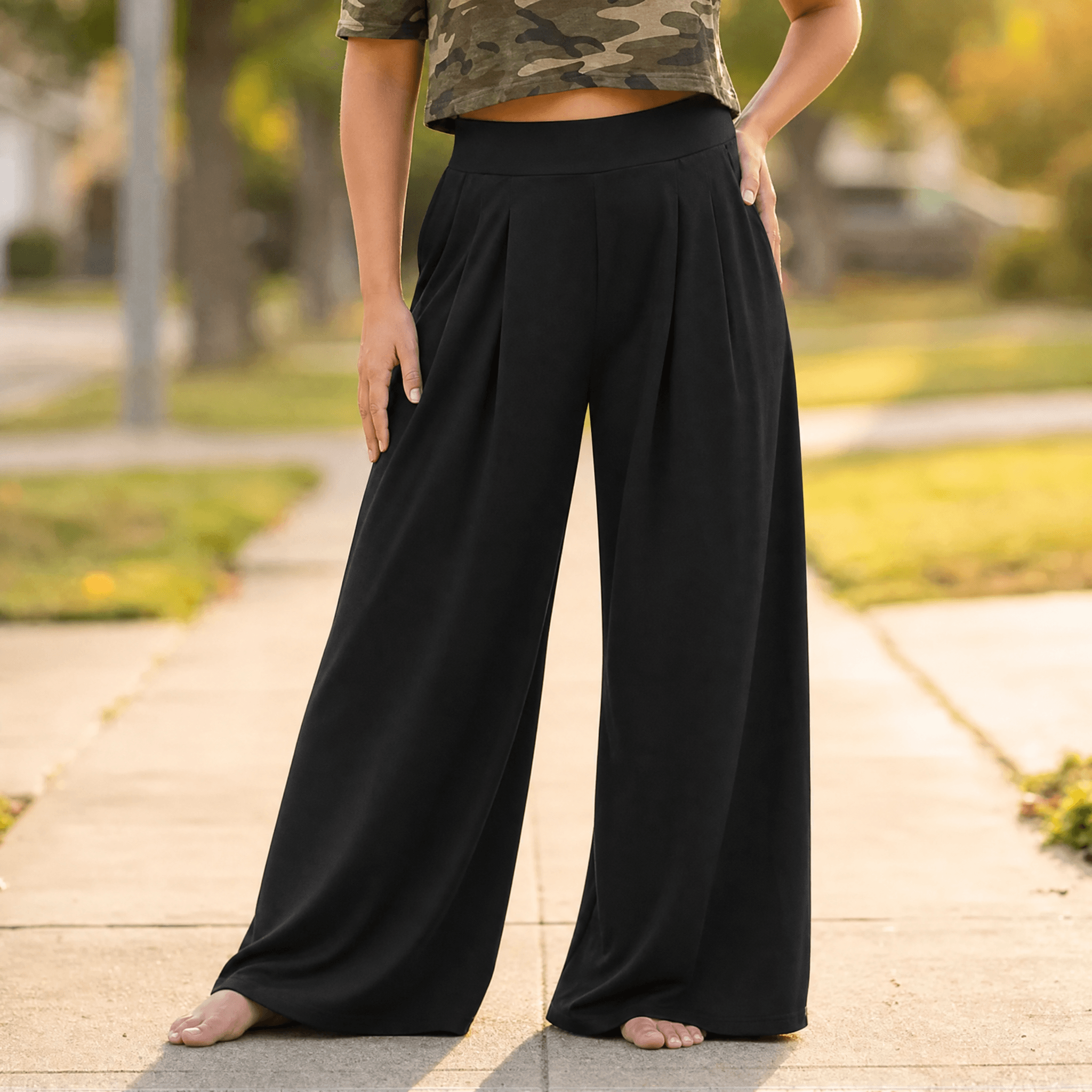 Curvella – Women's Flowy Pleated Palazzo Pants