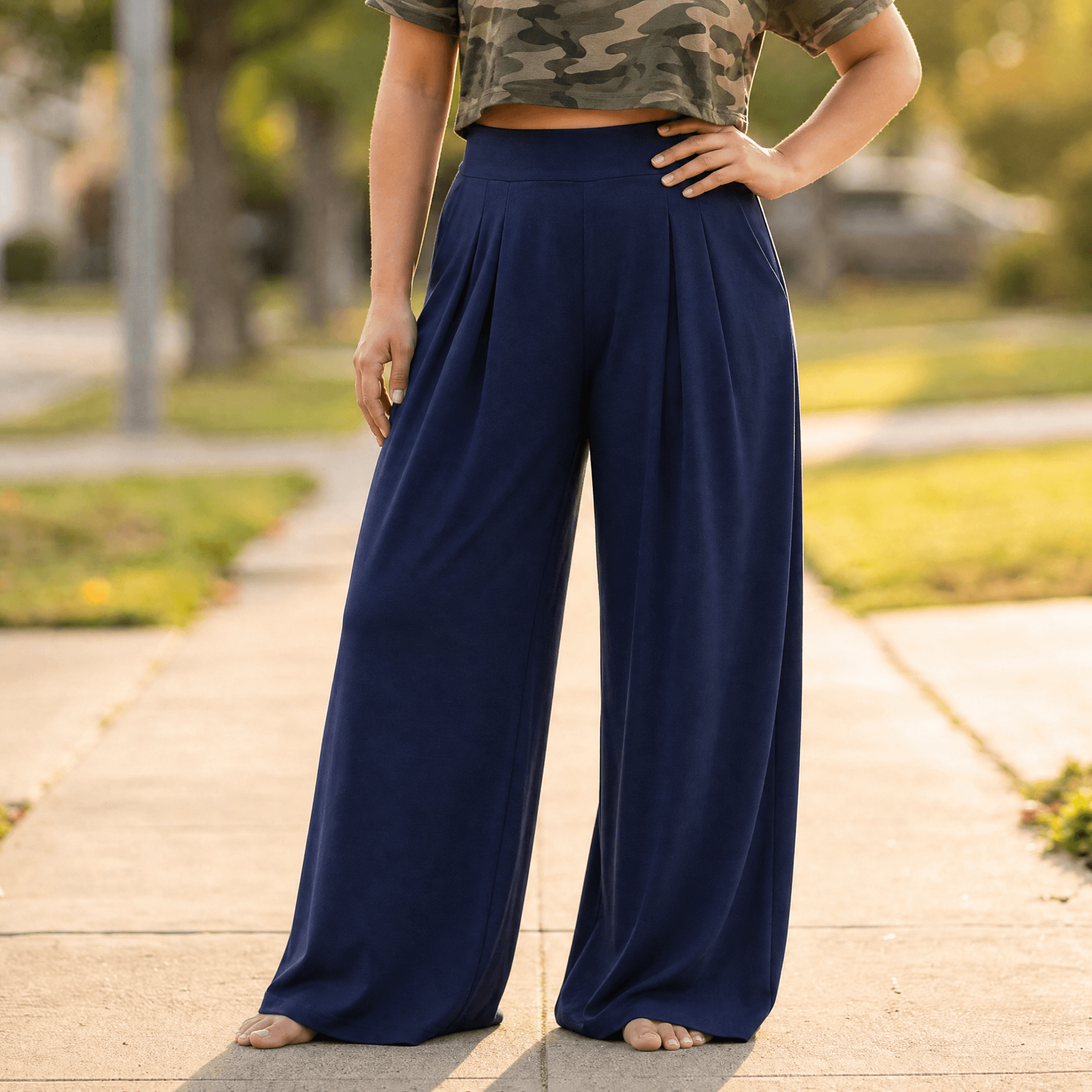 Curvella – Women's Flowy Pleated Palazzo Pants