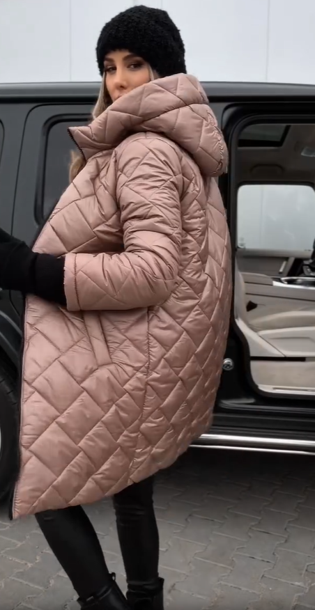 Kureha - Stylish Quilted Hooded Jacket With Zipper