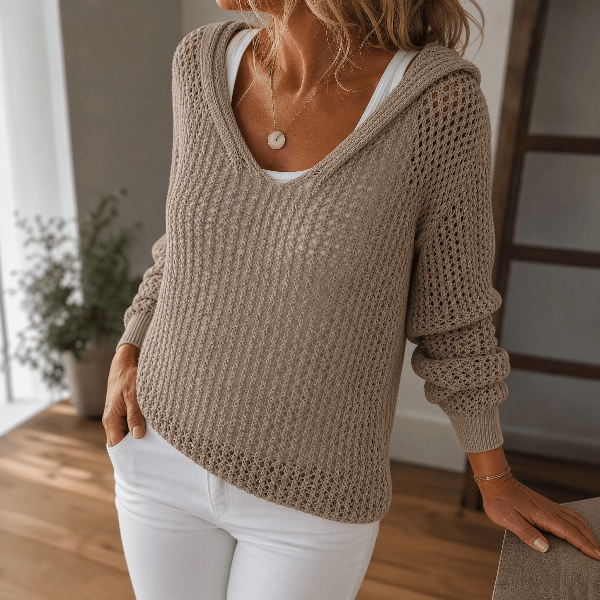 Delyne – Women's Open-Knit Hooded Pullover
