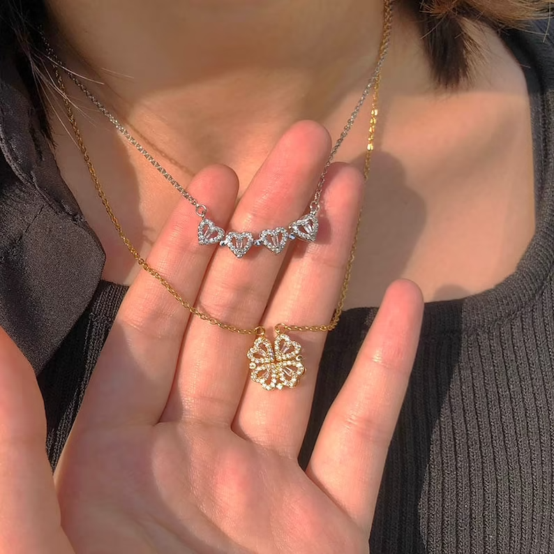 Cloverelle – Sparkling Clover Pendant Necklace