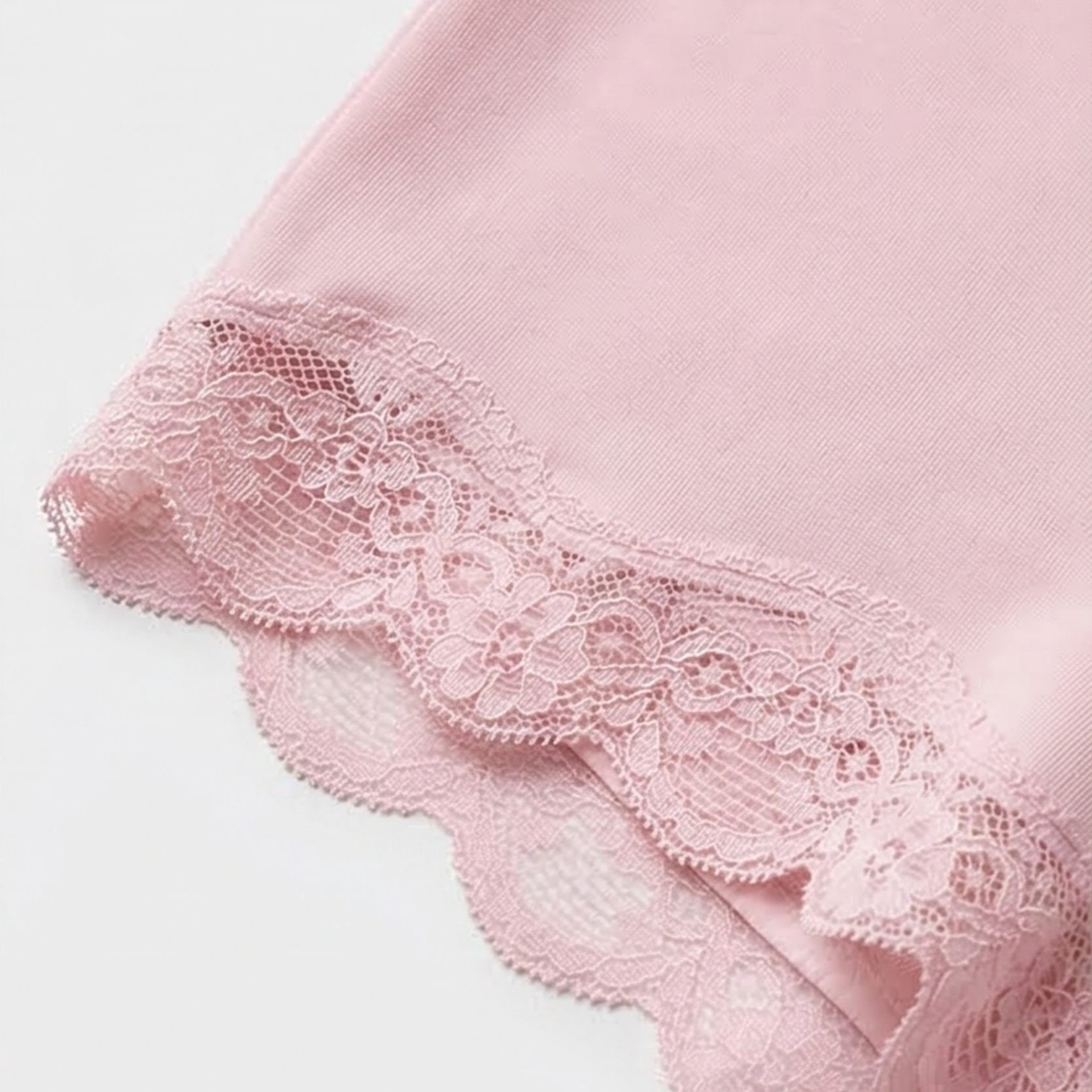 Lunaire - Seamless Lace Camisole and Boxer Brief Set
